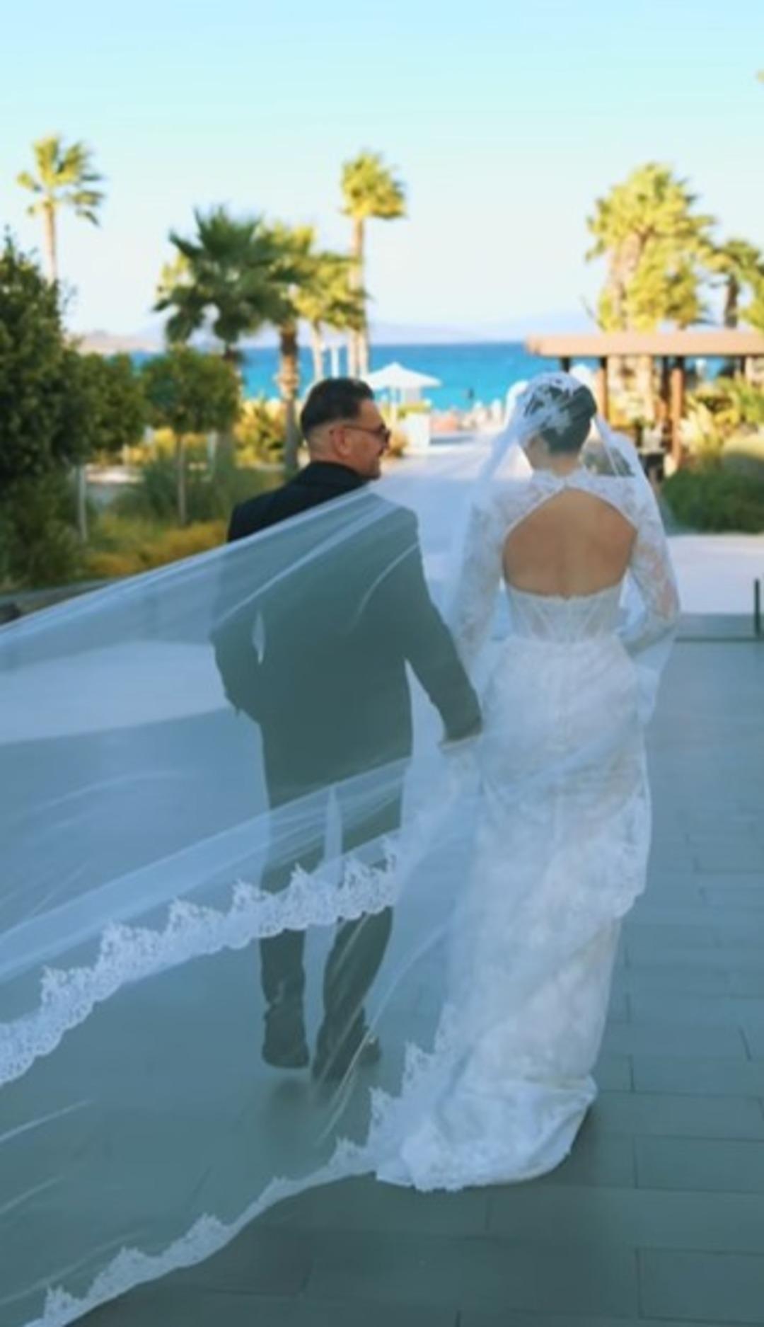 Survivor Kardeniz Kılıç evlendi! Ailesi düğünde yoktu... Damat hakkındaki iddia şoke etti 4