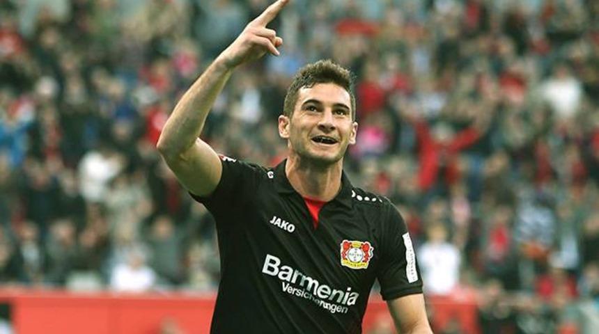 Beşiktaş'tan s&uuml;rpriz Alario hamlesi