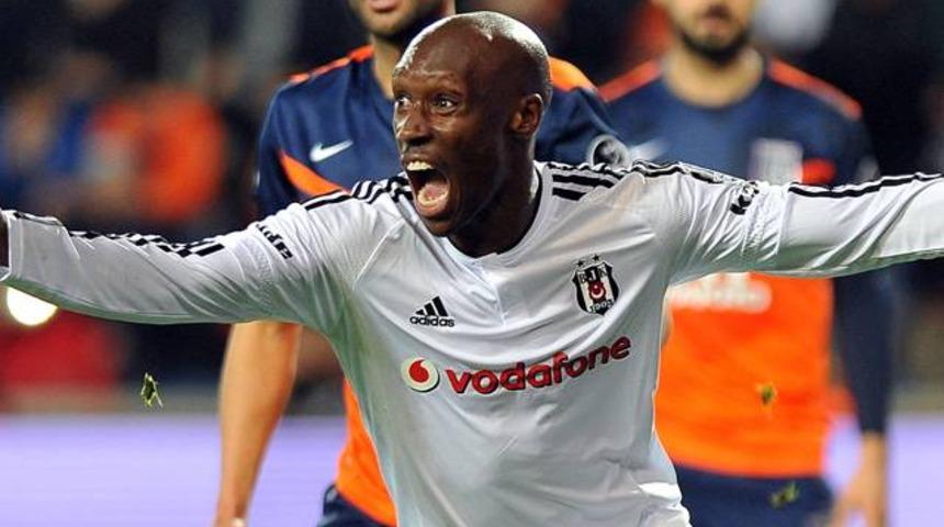 Atiba'nın s&ouml;zleşmesi 1 yıl daha uzatılacak