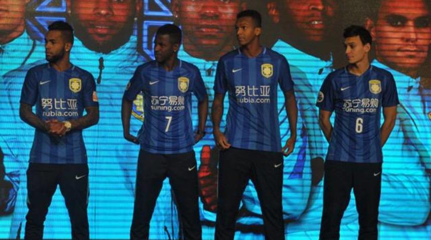 Talisca'nın yerine Alex Teixeira