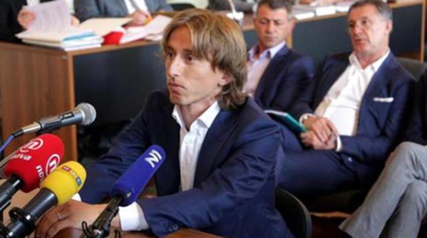 Modric'e vergi ka&ccedil;ırma su&ccedil;laması!