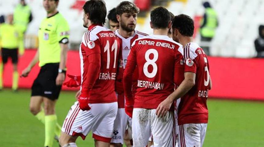 Demir Grup Sivasspor 2 - 1 Bucaspor