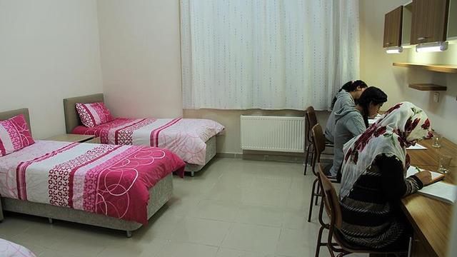 KYK yurt fiyatlarına yüzde 40 zam geldi: KYK yurt başvuruları ne zaman bitiyor! KYK yeni yurt ücretleri… 
