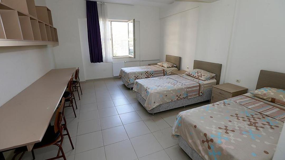 KYK yurt fiyatlarına yüzde 40 zam geldi: KYK yurt başvuruları ne zaman bitiyor! KYK yeni yurt ücretleri…  3