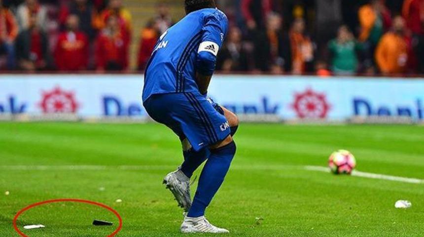 Volkan Demirel'e telefon atan taraftara 5 ay 25 g&uuml;n hapis cezası