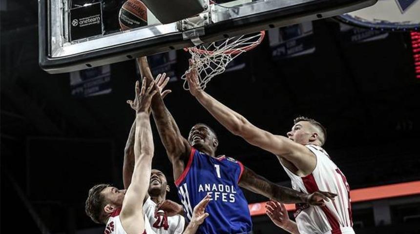 Anadolu Efes 73-68 Olimpia Milan
