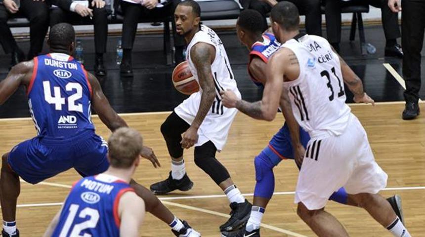 Beşiktaş Sompo Japan 67 - 64 Anadolu Efes