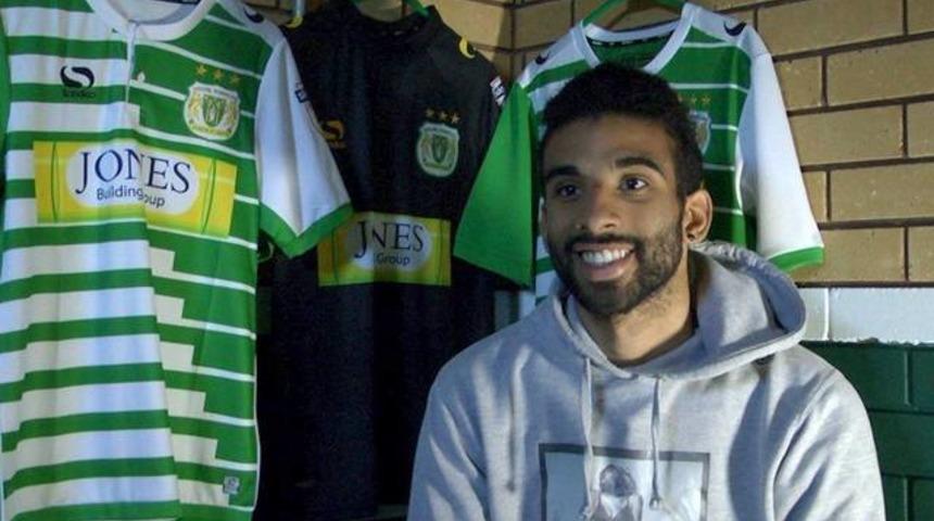 Yeovil Town yeni transferini Tinder&rsquo;dan a&ccedil;ıkladı!