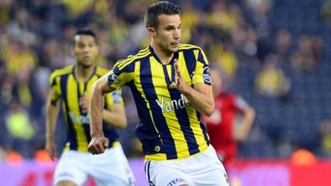Van Persie ve Fernandao Fenerbah&ccedil;e'den ayrılıyor