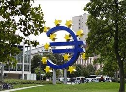 Avro bölgesinde perakende satışlar yükseldi