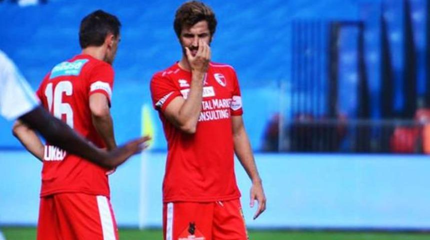 Salih U&ccedil;an, Sion'da coşuyor