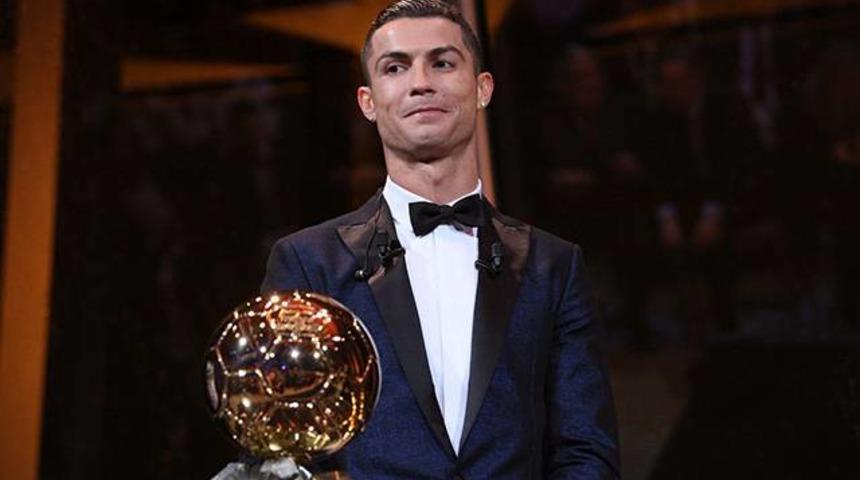 2017 Ballon d'Or ödülü Cristiano Ronaldo'nun
