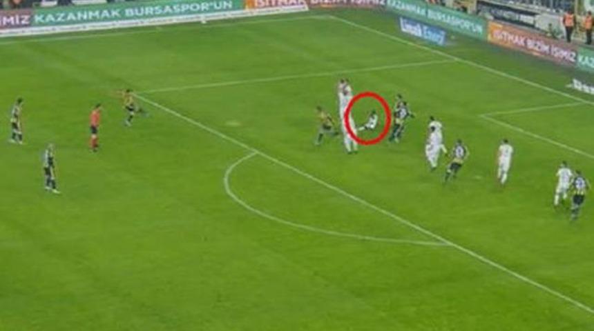 Bursasporlu Badu'dan ilgin&ccedil; hareket