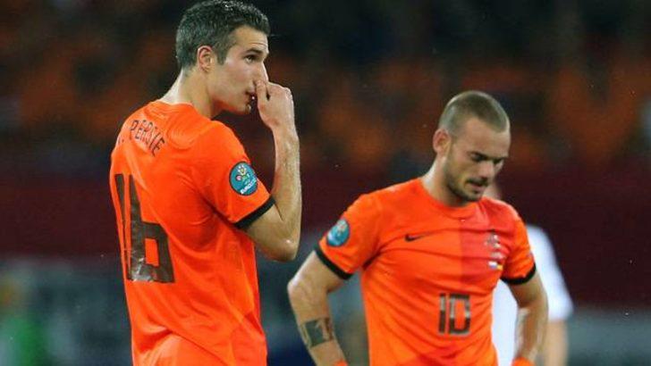 Hollanda futbolu şokta
