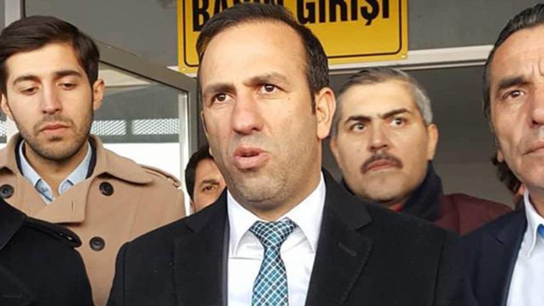 Başkan Adil Gevrek hakem odasını bastı