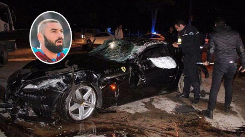 Burak Yılmaz'dan kaza sonrası ilk a&ccedil;ıklama!..