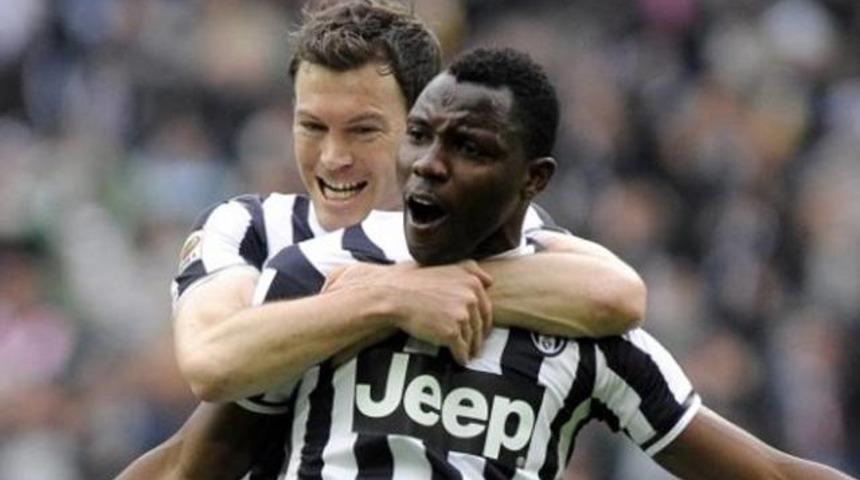 Juventus Asamoah'la s&ouml;zleşme uzatıyor