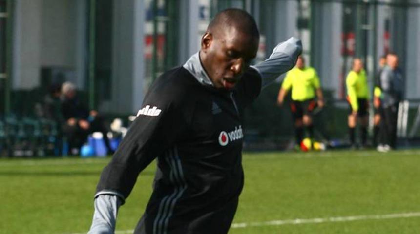 Beşiktaş'ta Demba Ba s&uuml;rprizi