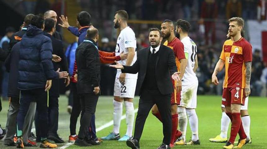 PFDK'dan Okan Buruk'a 5, Gomis'e 1 ma&ccedil; ceza