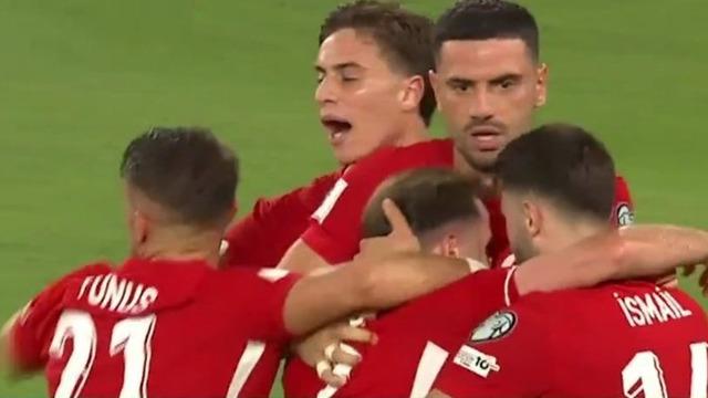 Kerem Aktürkoğlu'nun golünde Yunus Akgün'ün sevinci gündem oldu! Sosyal medyada birbirlerini takibi bırakmışlardı