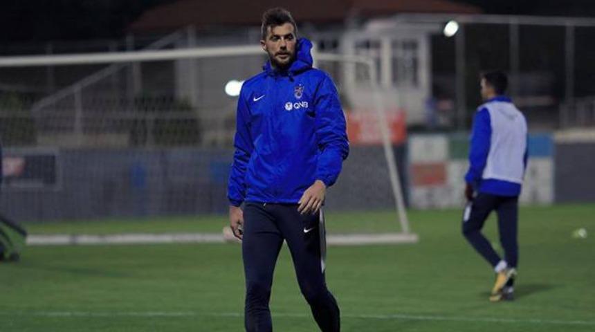 Uğur Demirok, Fenerbah&ccedil;eli taraftarları &ccedil;ıldırttı