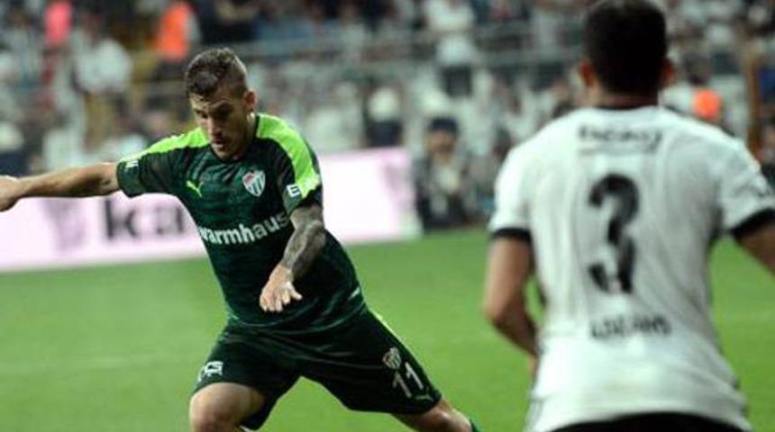 Bursaspor'da Deniz Yılmaz ile yollar ayrılıyor