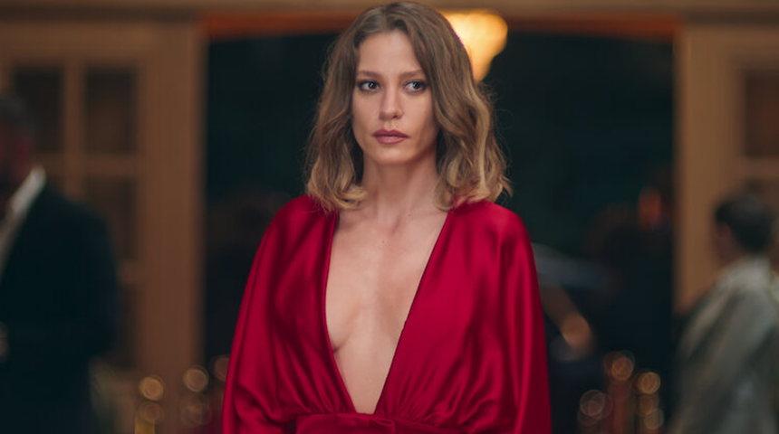 Serenay Sarıkaya Instagram'da paylaştı, sosyal medya yıkıldı! "Türkiye'nin en güzeli"