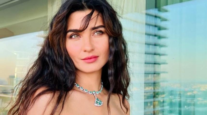 Tuba Büyüküstün yeni projesi için hazırlanıyor! Sultana filminde direk dansçı olacak 