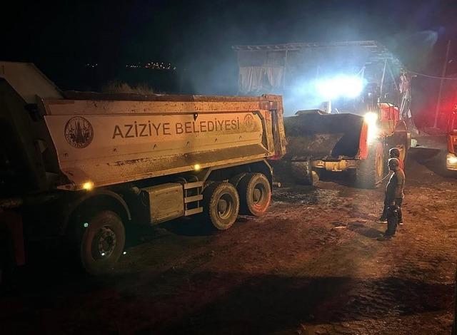 Köyde korkutan yangın kontrol altında 1