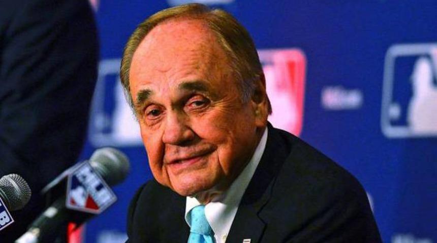 Efsane spor spikeri Dick Enberg hayatını kaybetti!