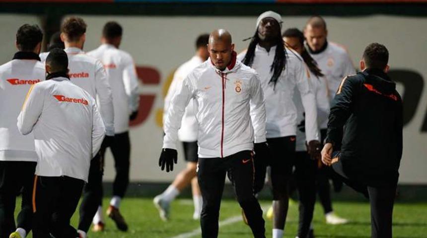 Nigel de Jong takımla idmana &ccedil;ıktı!