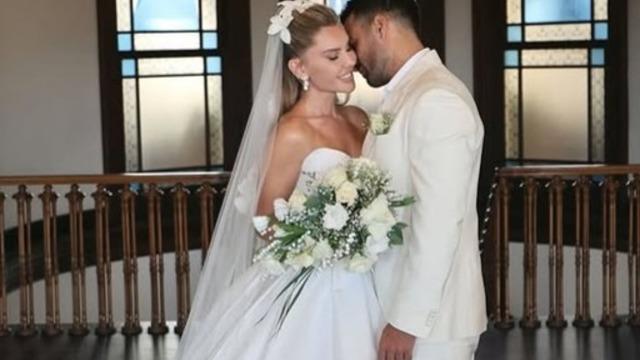 Esra Erol'un kardeşi Eda Erol balayı için bakın nereyi seçti! Romantik kareleri peş peşe yayınladı