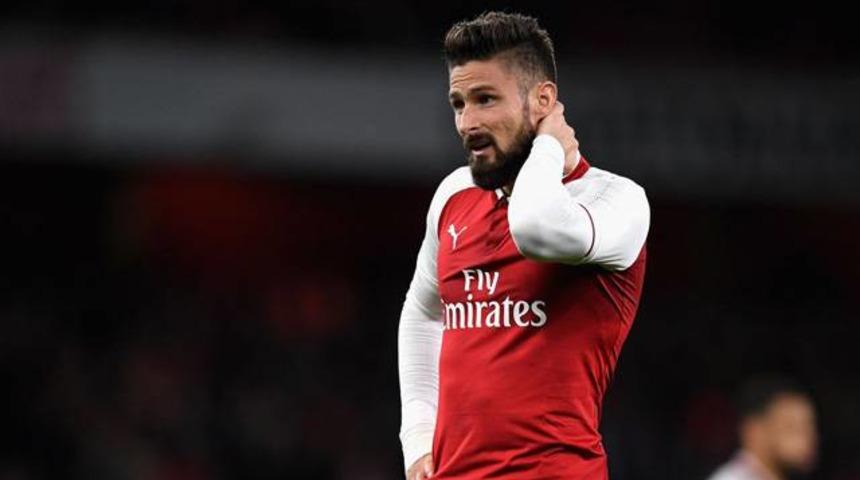 Fenerbah&ccedil;e ve Beşiktaş'a k&ouml;t&uuml; haber: Giroud 6 hafta yok!