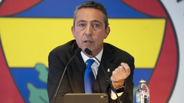 Fenerbahçe'de toplantı sonrası karar! İsimler netleşti... İşte yeni hocanın açıklanacağı tarih