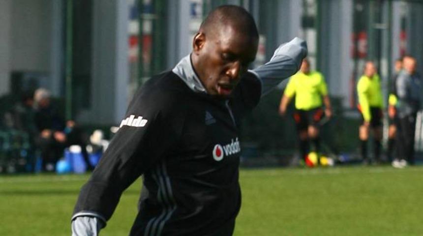 Demba Ba: Boş s&ouml;zleşmeye imzayı atarım!