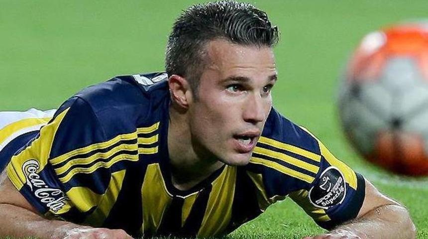 Robin van Persie'den sigara a&ccedil;ıklaması
