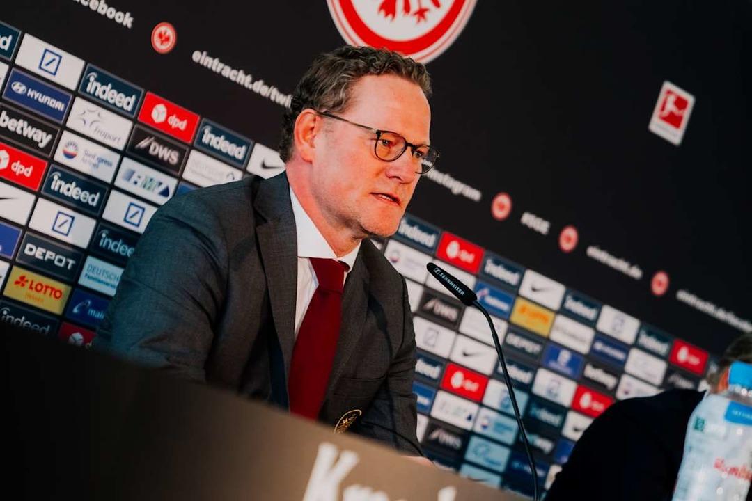 UEFA Şampiyonlar Ligi ne az bir süre kala Eintracht Frankfurt u Galatasaray korkusu sardı! Yönetim şimdiden harekete geçti... 2