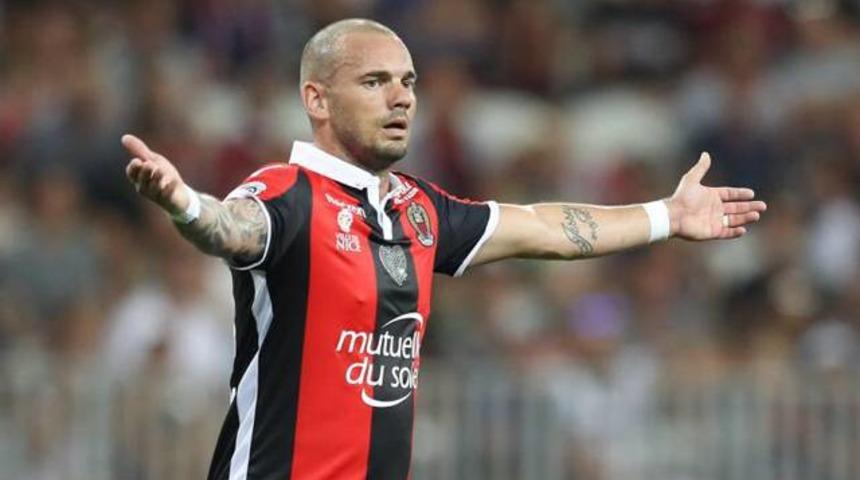Sneijder, Fransa'da ilk yarının en k&ouml;t&uuml; 11'inde!