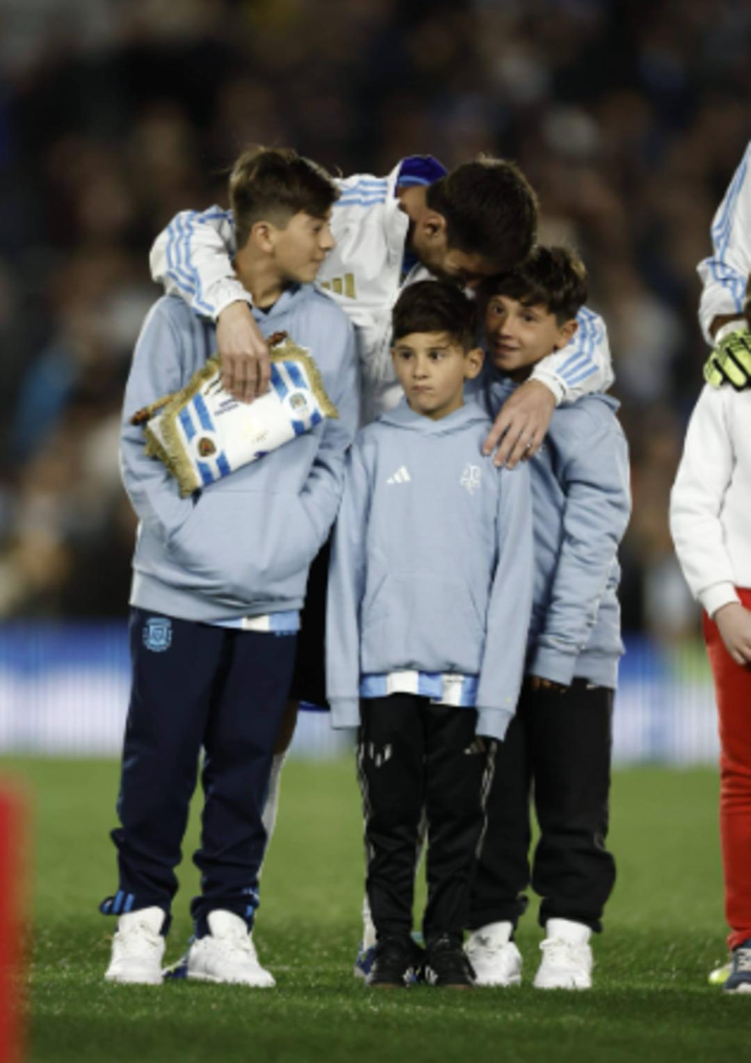 Lionel Messi iki gol attığı maçta Arjantin e gözyaşlarıyla veda etti 1