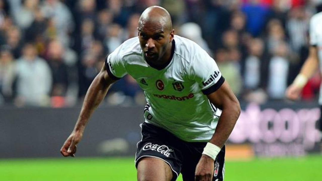 Ryan Babel Beşiktaş'tan ayrılıyor