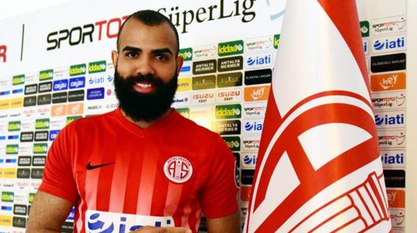 Antalyasporlu Sandro, Benevento'ya gidiyor