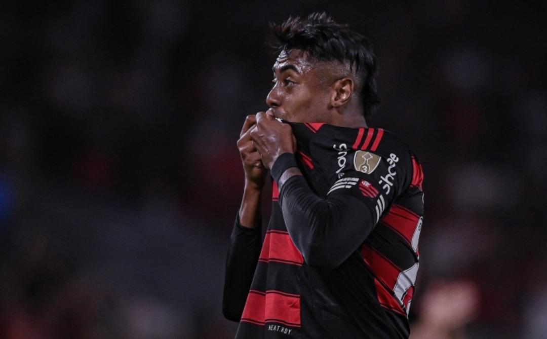 Meğer bilerek kart görüyormuş! Flamengo’nun futbolcusu Bruno Henrique, bahis nedeniyle cezaya çarptırıldı 1