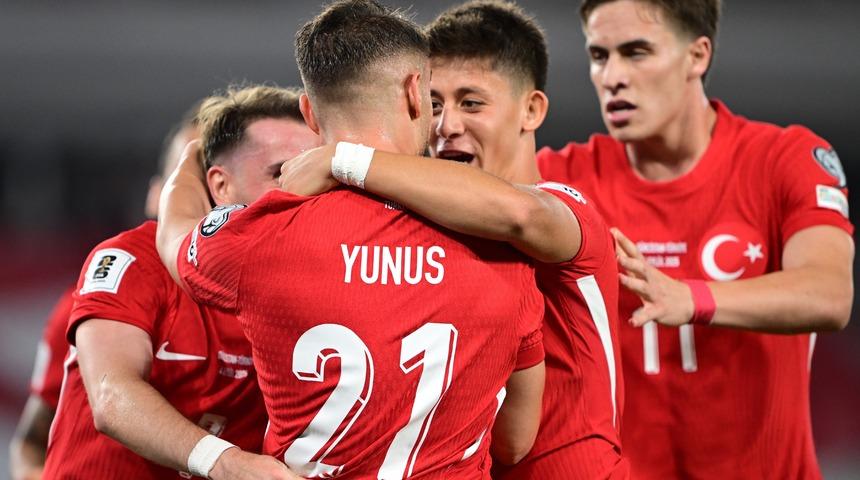 Türkiye’nin tarihi güzellikleri milli takım paylaşımlarında