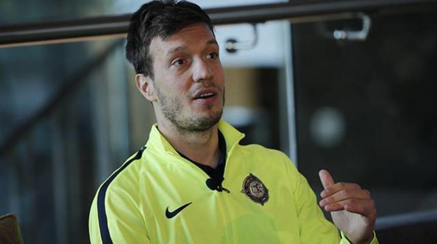 Numan &Ccedil;&uuml;r&uuml;ksu: 'Beni en &ccedil;ok Gomis zorladı'