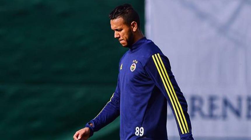 Fenerbah&ccedil;e'de Josef antrenmanı yarıda bıraktı