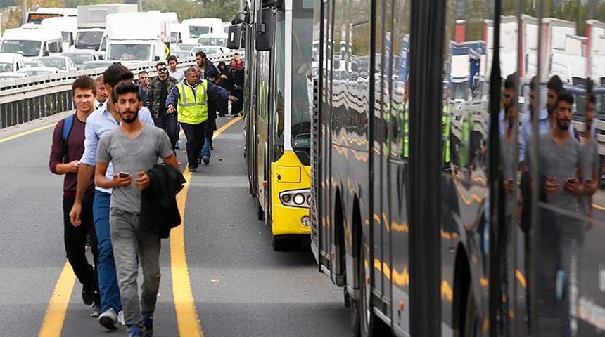 İBB duyurdu: Pazartesi günü toplu ulaşım araçları ücretsiz olacak