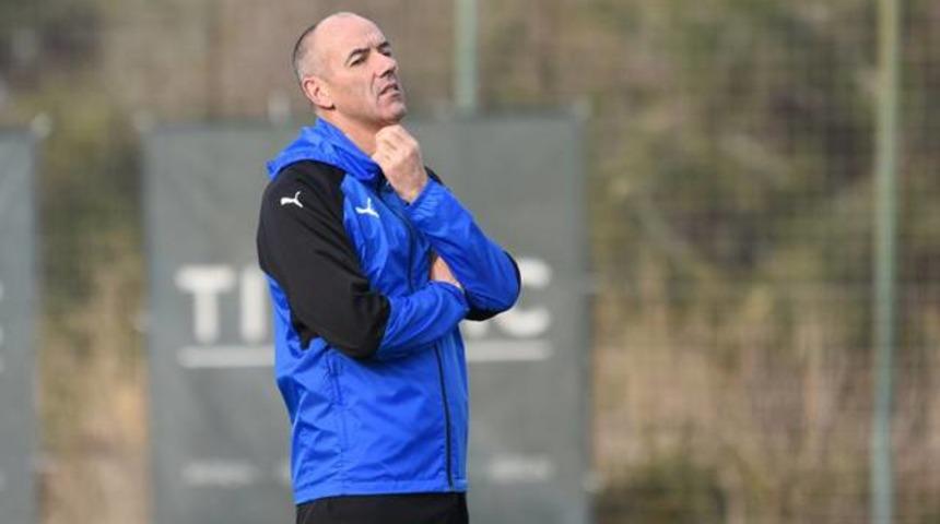 Paul Le Guen: Aziz Behich'in kalmasını istiyorum