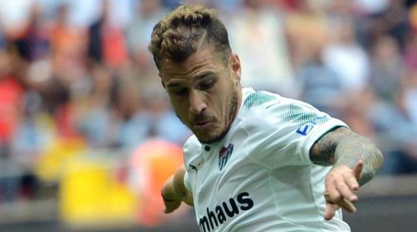 Deniz Yılmaz, Gençlerbirliği'ne transfer oldu