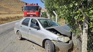 Çorum'da minibüs ile otomobil çarpıştı: 2 yaralı