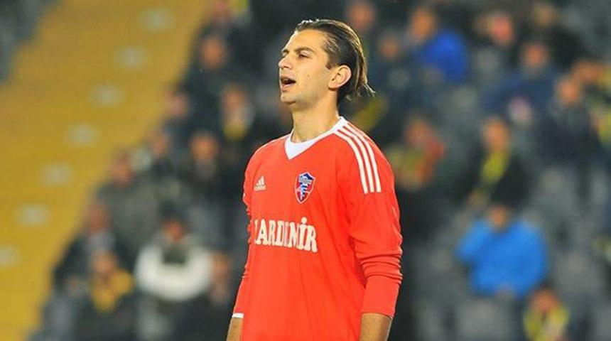 Galatasaray &Ccedil;ağlar Akbaba'yı istedi, Karab&uuml;kspor reddetti